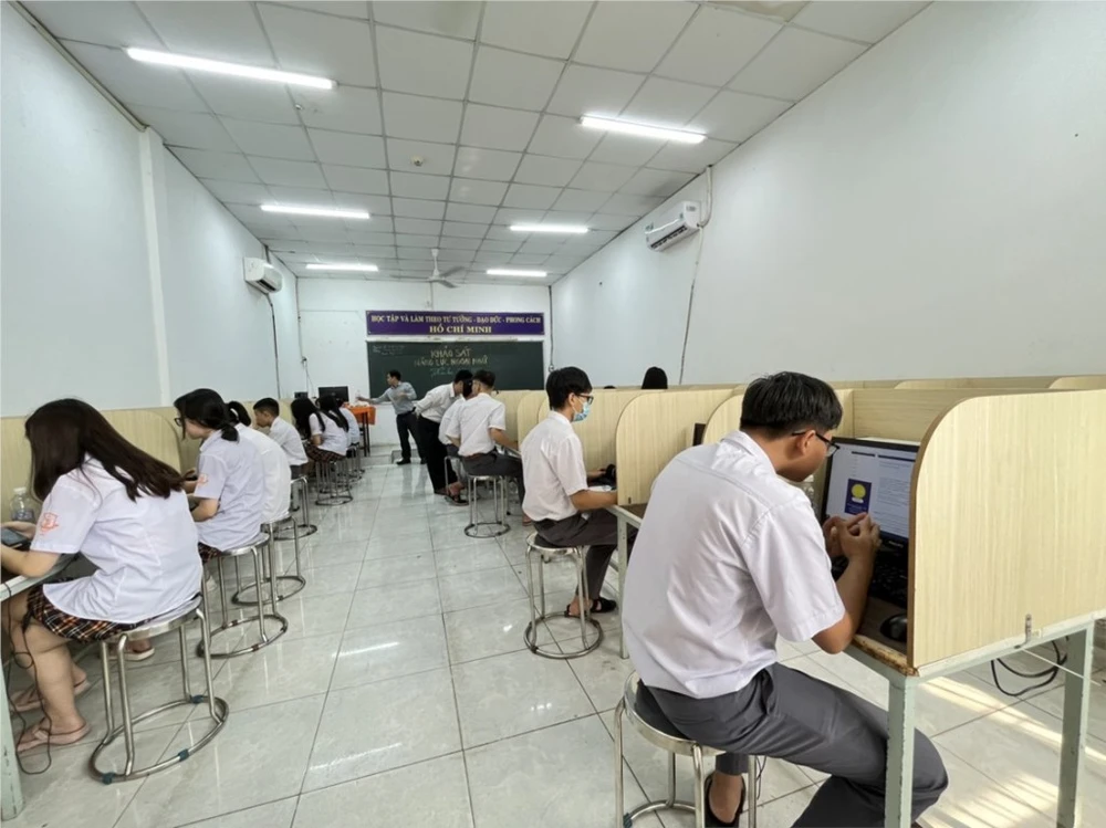 Trường THCS-THPT Phạm Ngũ Lão tổ chức kỳ khảo sát năng lực học sinh. Nguồn từ website trường. Trường THCS-THPT Phạm Ngũ Lão tổ chức kỳ khảo sát năng lực học sinh. Nguồn từ website trường.