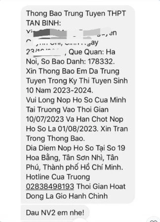 Nội dung tin nhắn giả mạo được gửi cho một số học sinh chiều nay. Ảnh: CHỤP MÀN HÌNH