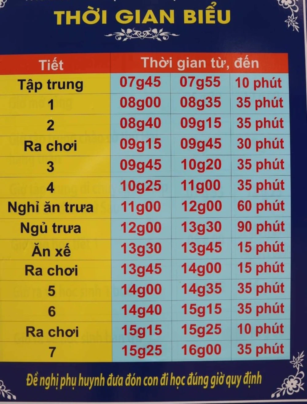 Thời khoá biểu năm học mới của Trường Tiểu học Lê Đình Chinh. Ảnh: PT
