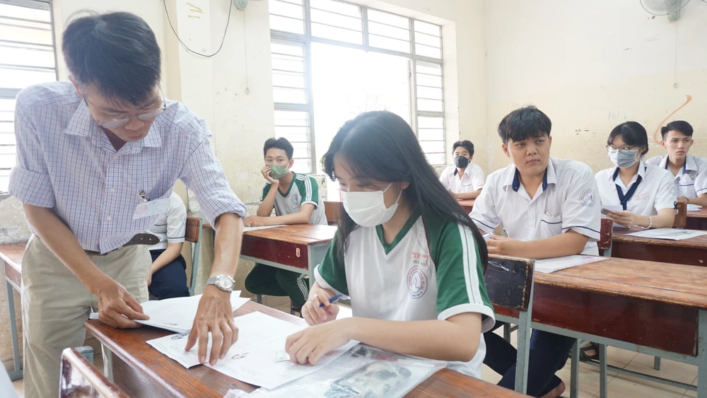 Thí sinh tham dự kỳ thi tốt nghiệp THPT tại Hội đồng thi TP.HCM. Ảnh: NGUYỄN QUYÊN