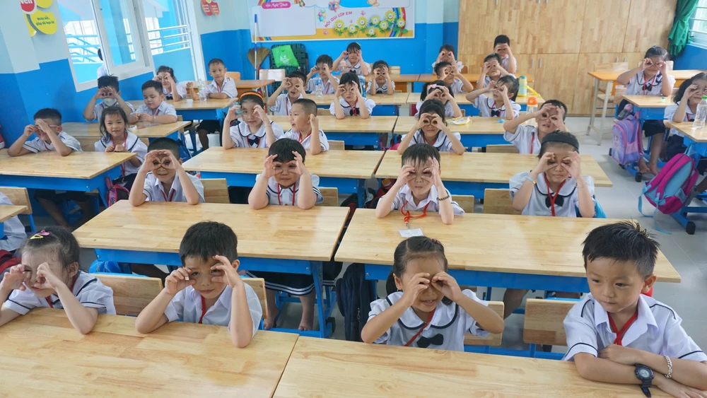 Với ngôi trường mới, năm học 2023-2024, Trường Tiểu học Thái Hưng đáp ứng được 100% học sinh học 2 buổi/ngày và có điều kiện tổ chức các câu lạc bộ. Ảnh: NQ