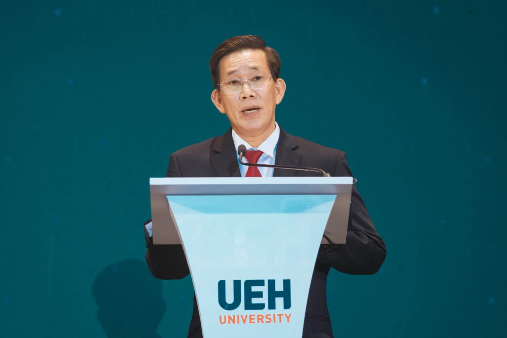 GS.TS Sử Đình Thành làm giám đốc Đại học Kinh tế TP.HCM