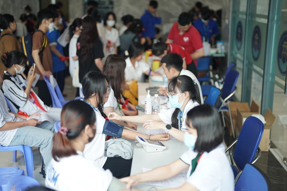 Thầy giáo hơn 50 lần hiến máu tình nguyện