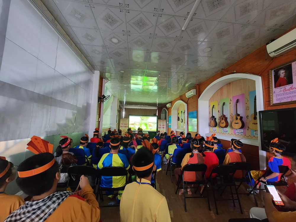 ngày hội ‘Em yêu Sử Việt’