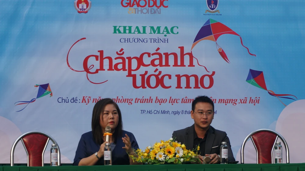 Học sinh phải làm gì khi bị bạo lực trên mạng xã hội?