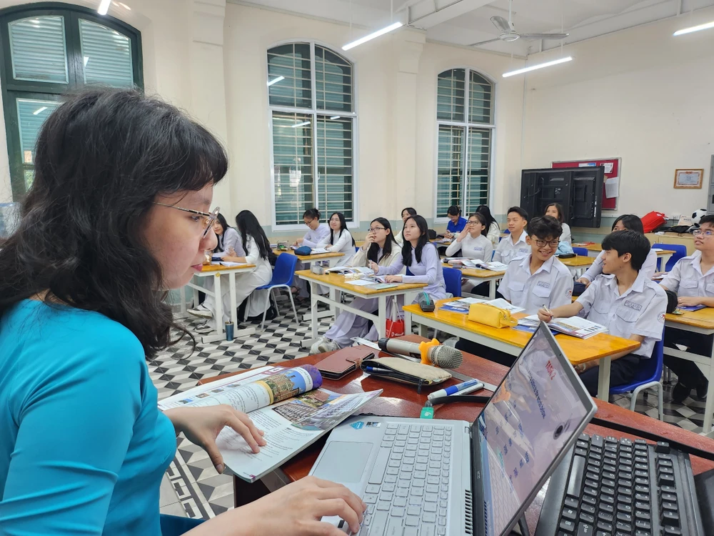 Đến năm 2025, TP.HCM giảm 10% biên chế sự nghiệp so với năm 2021