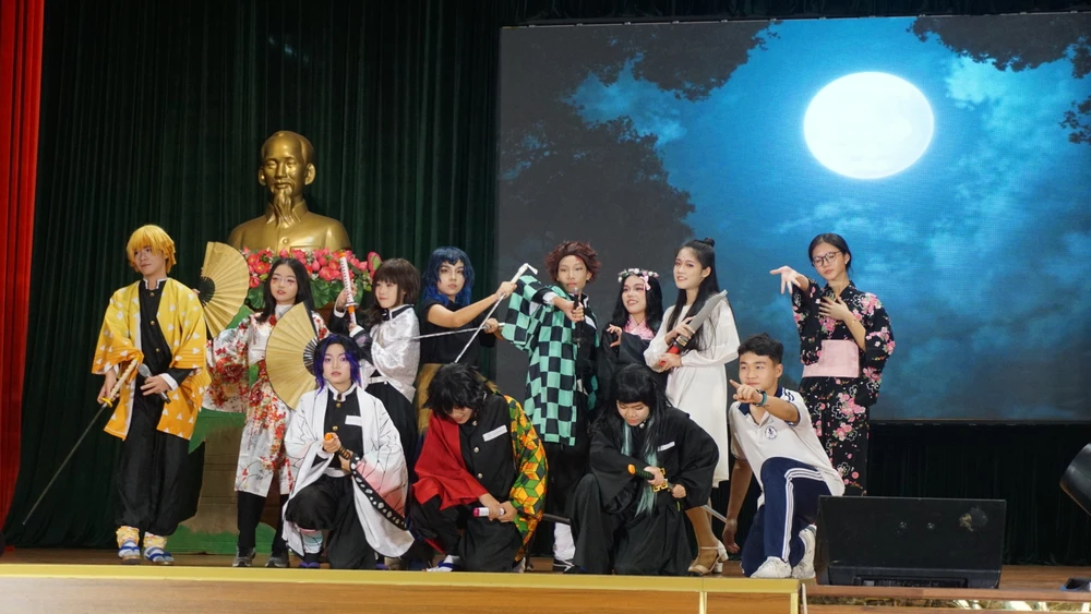 Celebrities on air’-2.JPG