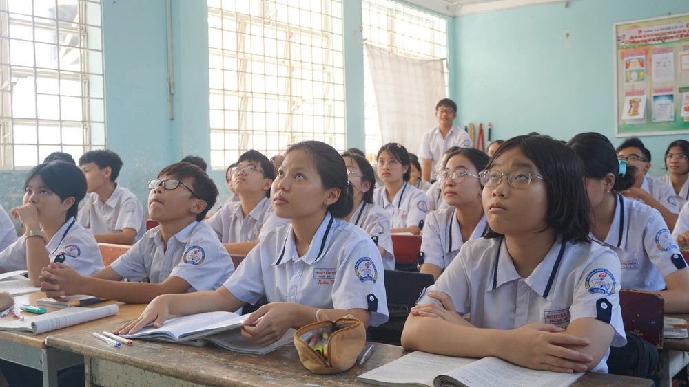 tỉ lệ chọi vào lớp 10