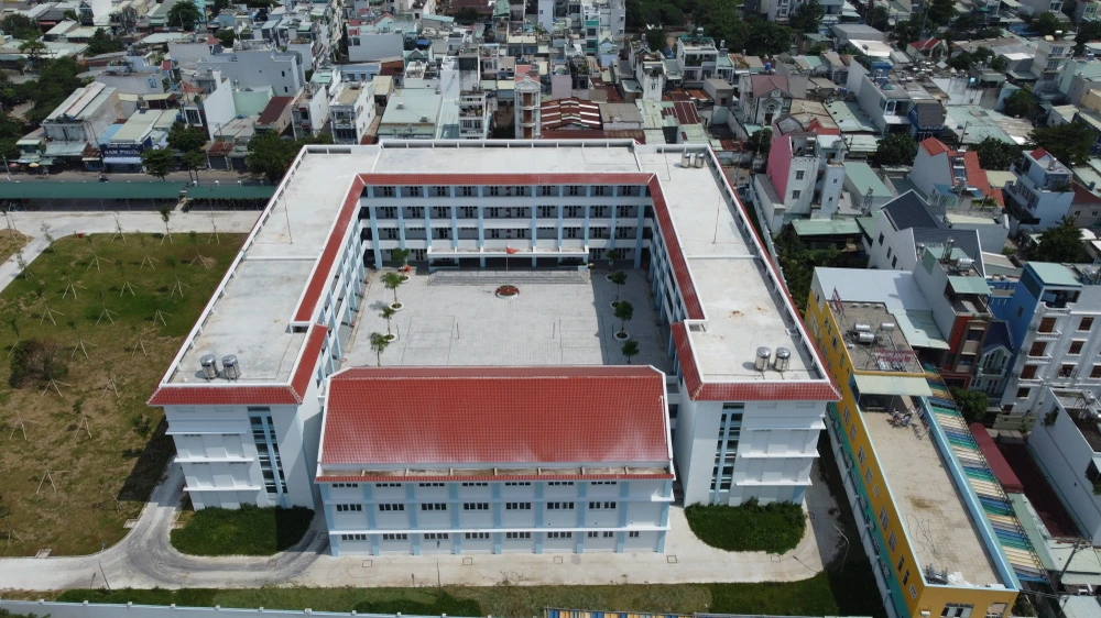 ngoi-truong-moi-12-Hoang Van Thu (7).JPG