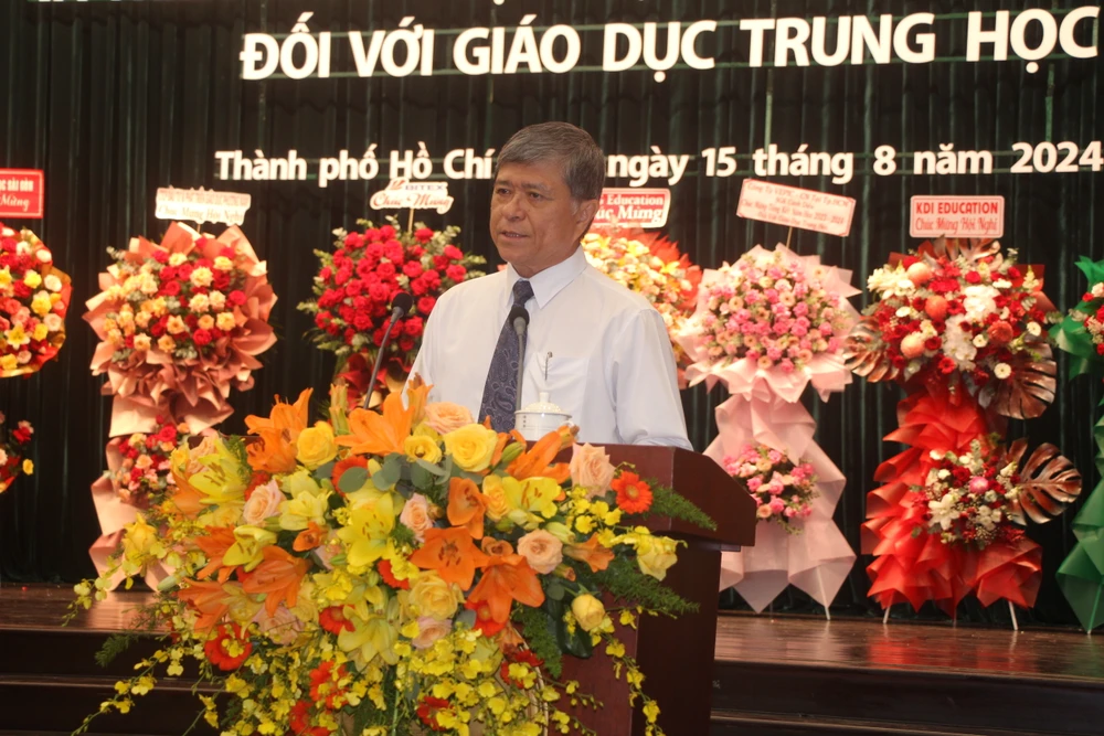 chương trình nhà trường