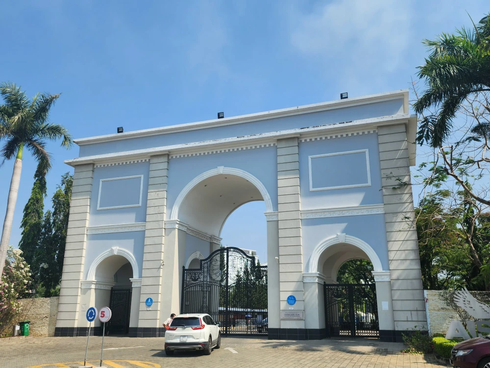 trường ngoài công lập