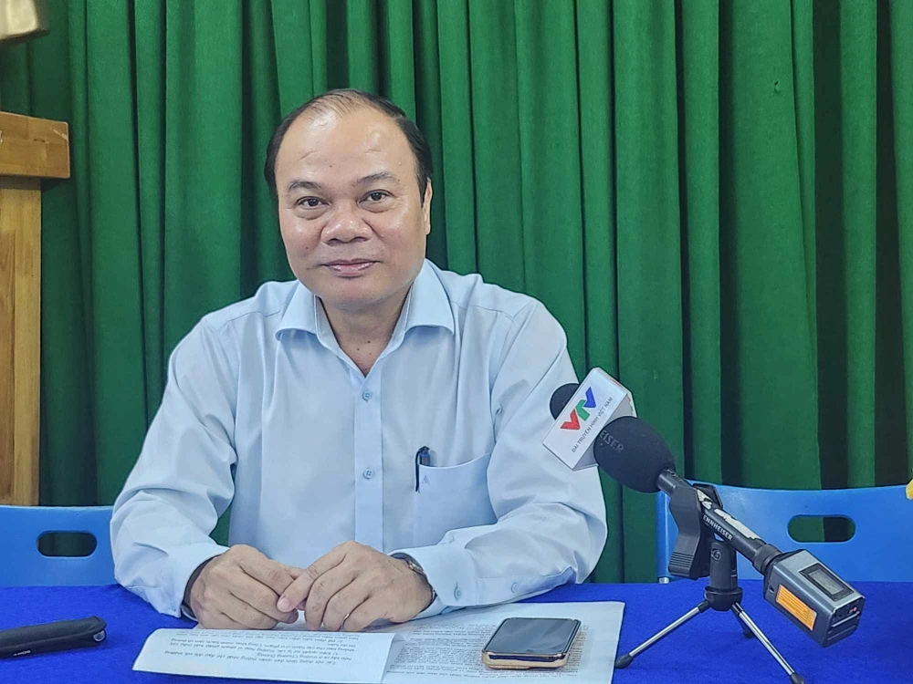 xin tiền hỗ trợ mua máy tính cá nhân