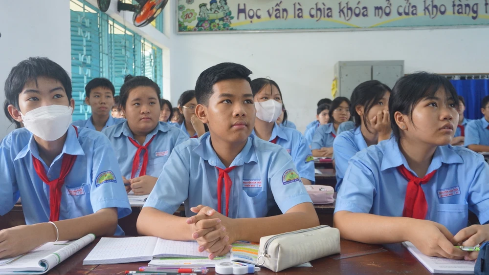 đề minh hoạ thi lớp 10