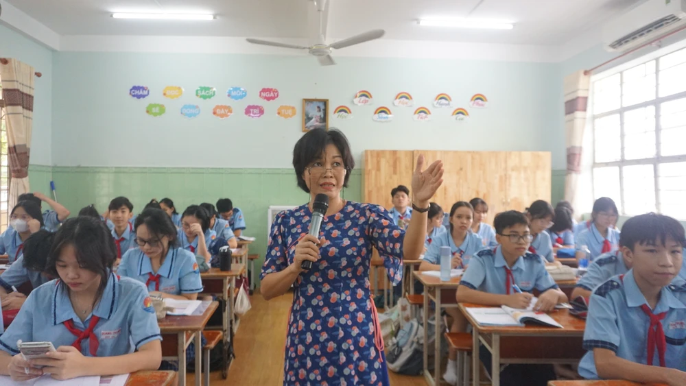 thi tuyển sinh lớp 10