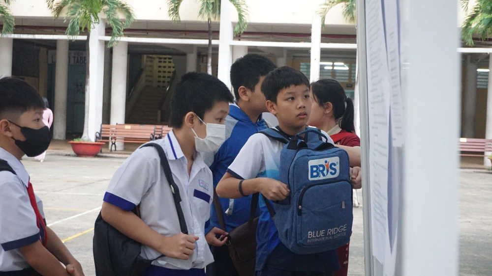 tuyển sinh vào lớp 6