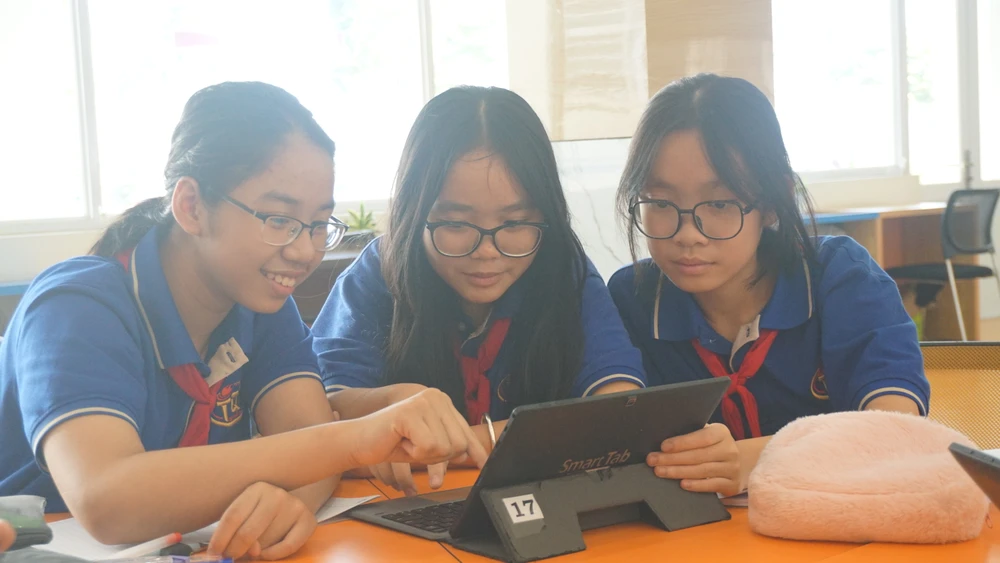 dạy học 5 ngày/tuần