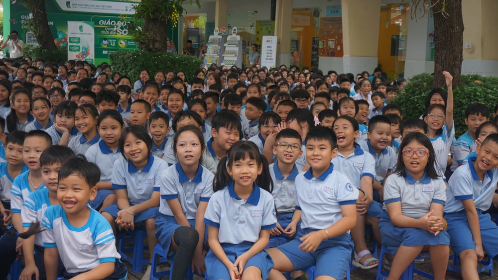 tuyển sinh lớp 1