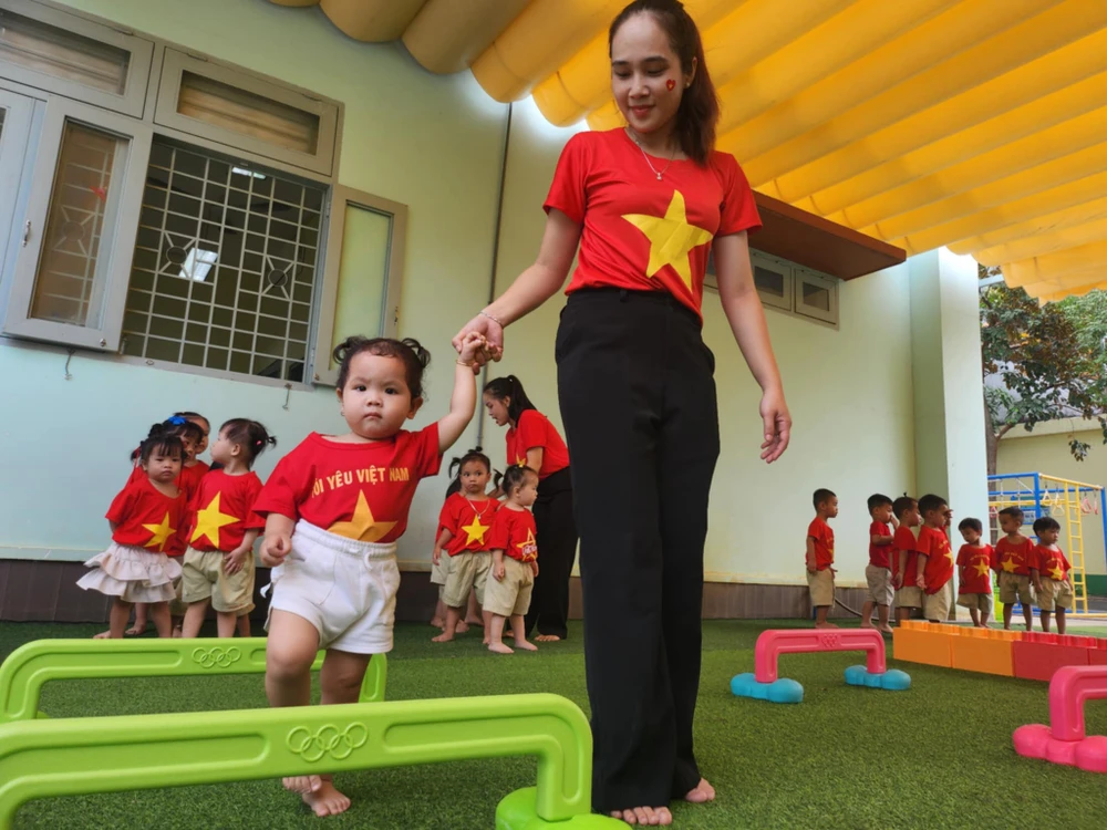 tuyển sinh lớp 1