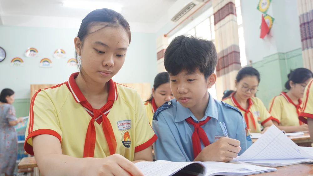 tỉ lệ chọi vào lớp 10