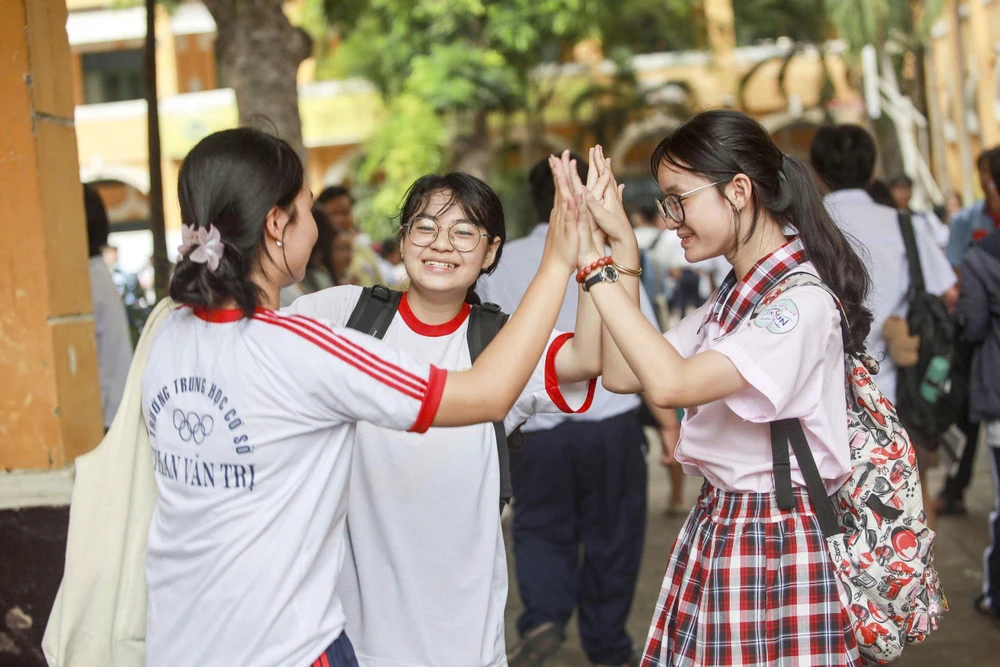 tra cứu điểm thi