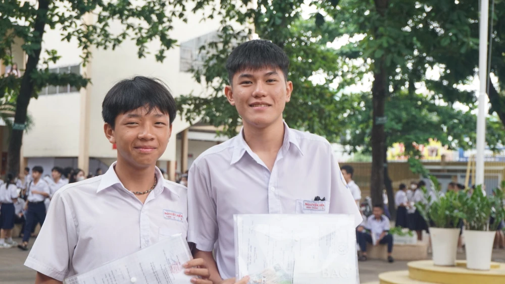 điểm chuẩn vào lớp 10 chuyên