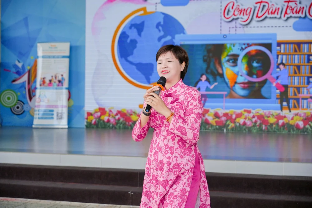 cấm sử dụng điện thoại