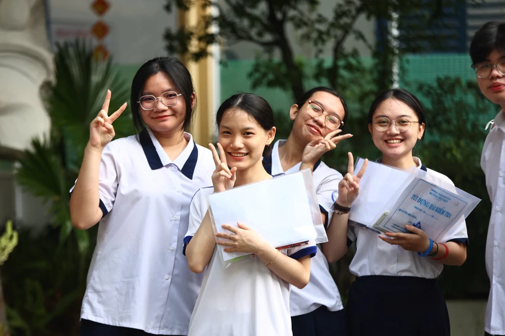 thi tốt nghiệp THPT