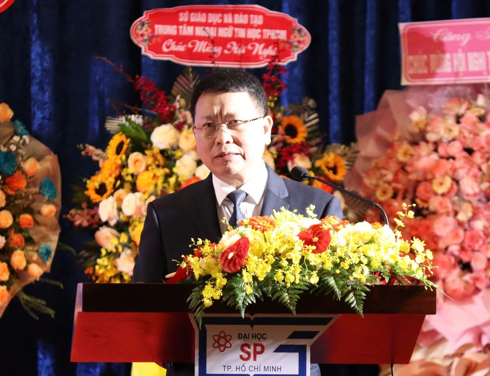 đình chỉ học tập