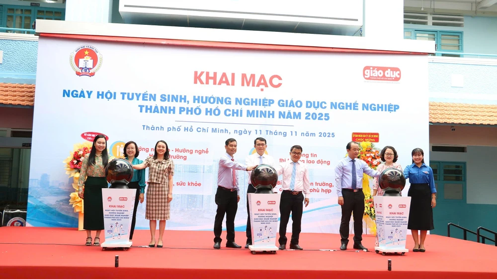 20.000 học sinh
