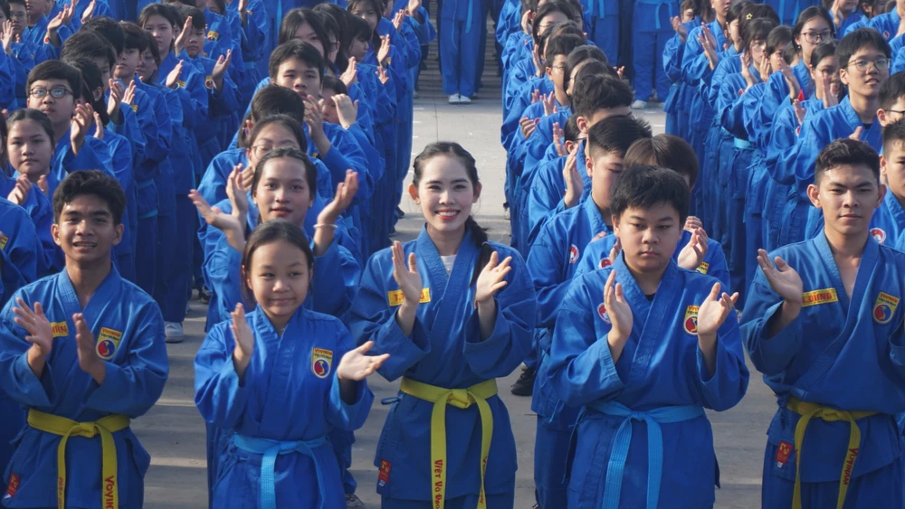 dong-dien-vo-nhac-vovinam-5.JPG