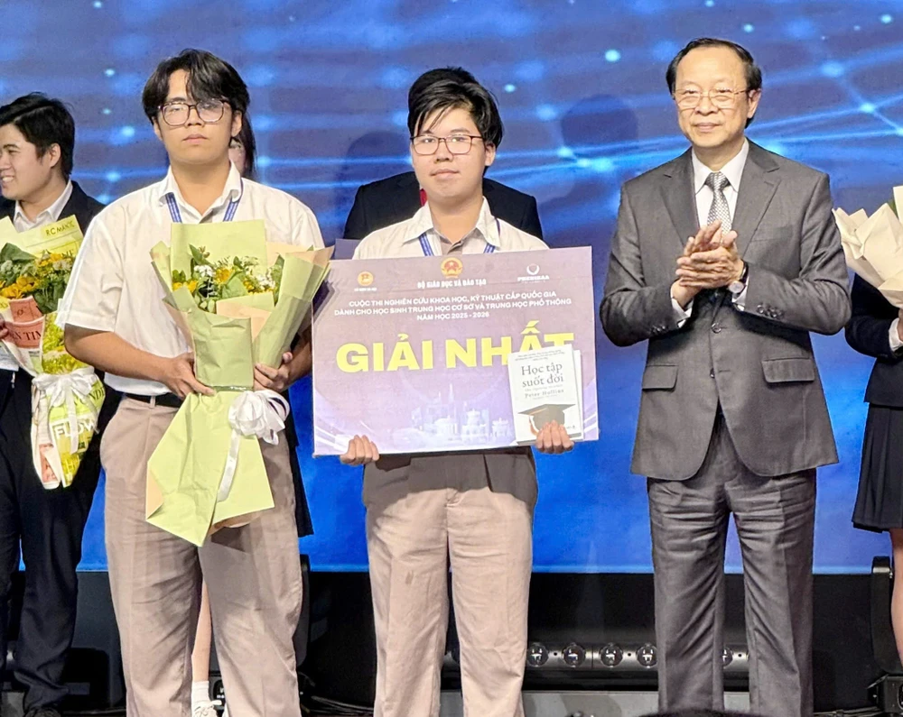 nghiên cứu khoa học