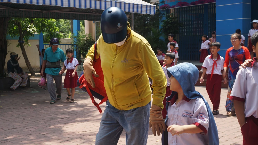 Trường Tiểu học Bình Quới Tây