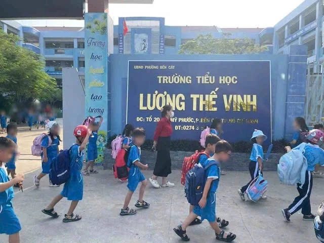 dùng kim tiêm xử phạt