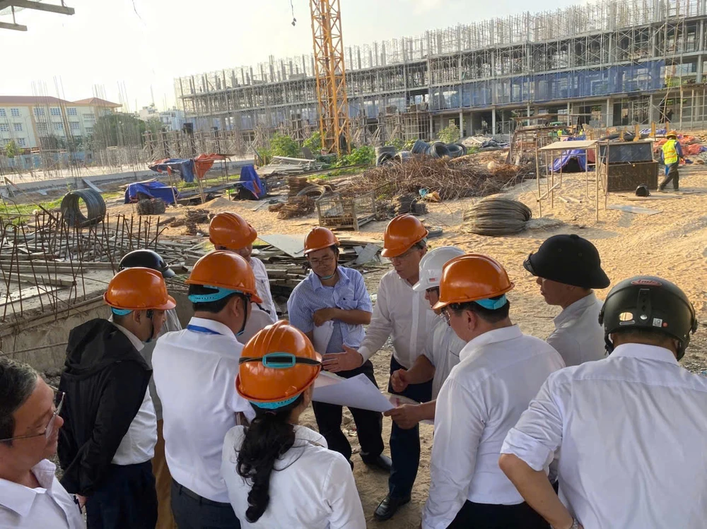 chỉ tiêu lớp 10