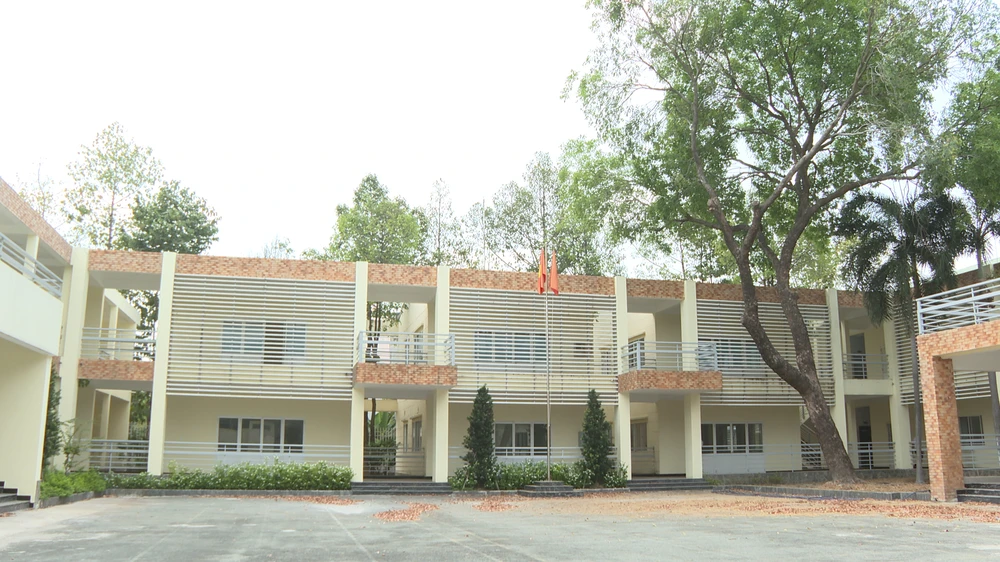 truong-thpt-3.jpg