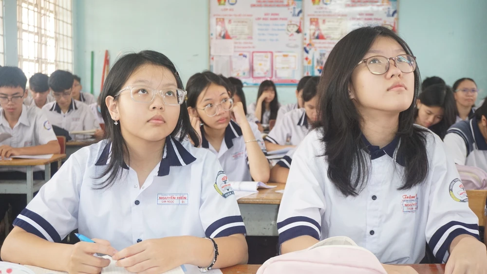 thi lớp 10