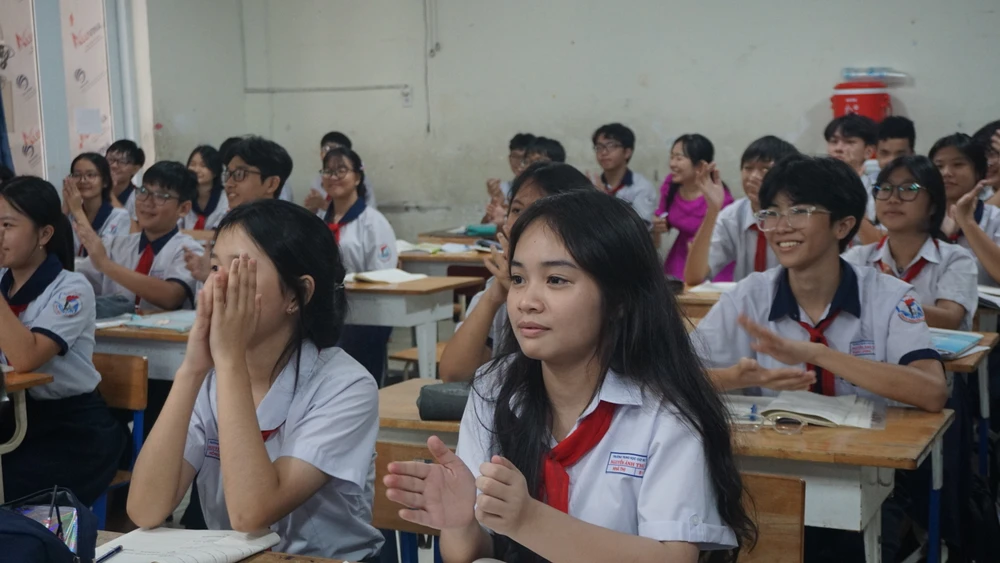 tuyển thẳng vào lớp 10