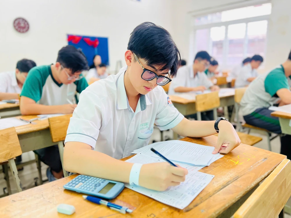 thi thử tốt nghiệp THPT