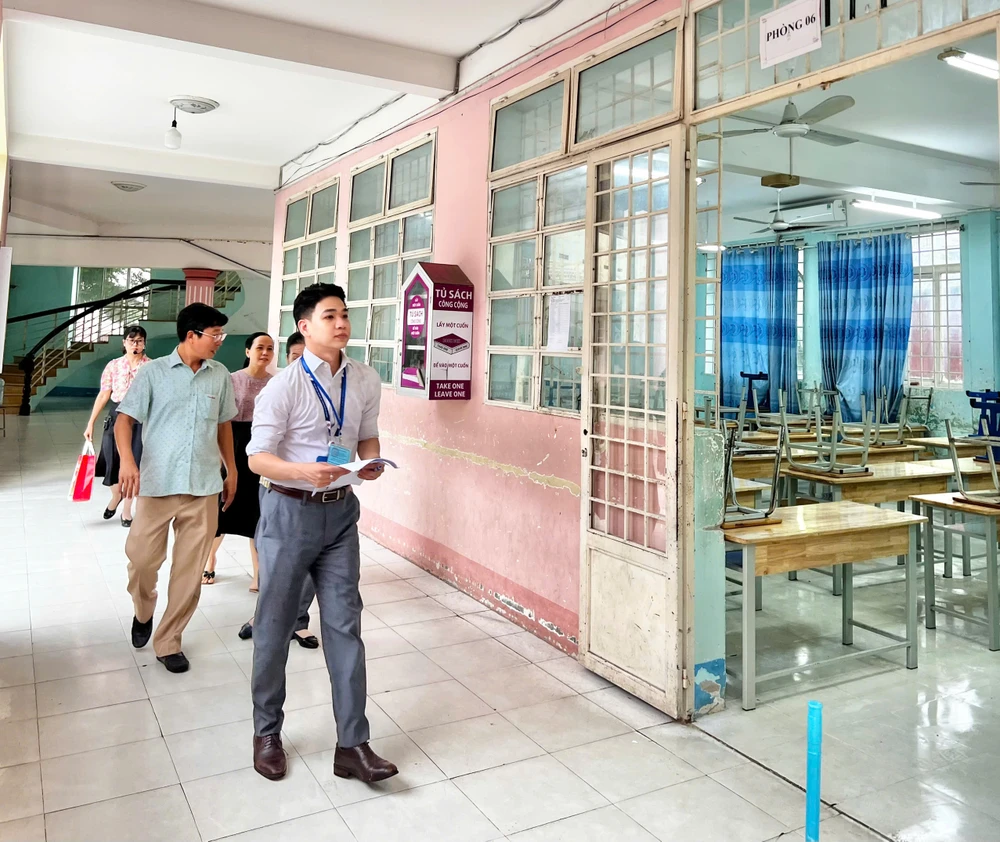 thi lớp 10