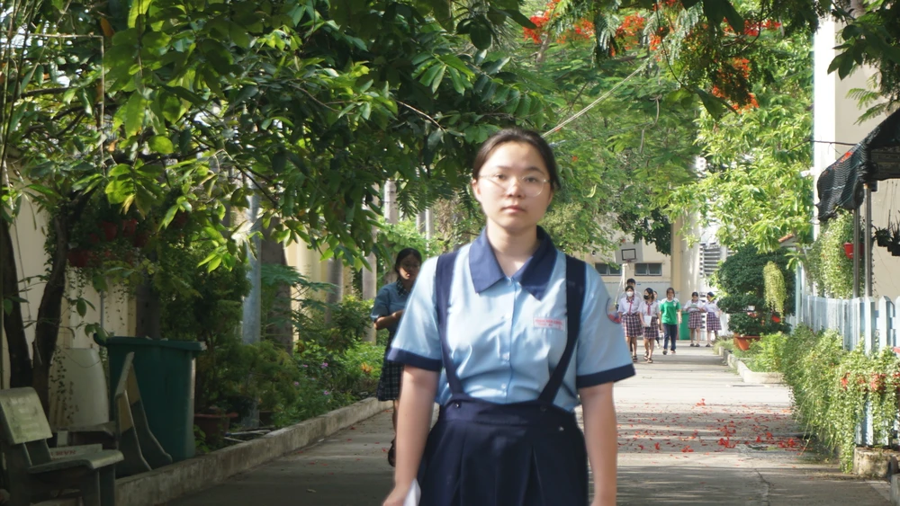 de-tieng-anh-thi-lop-10-6-8.JPG