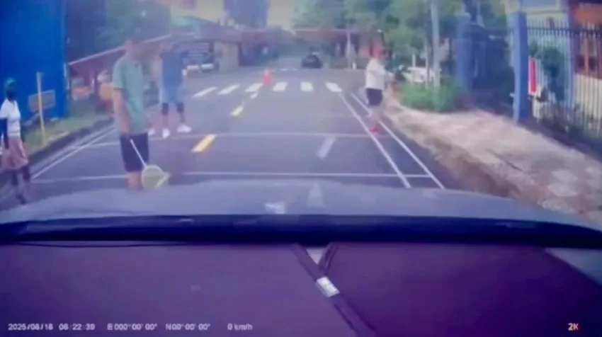 giăng lưới đánh cầu lông