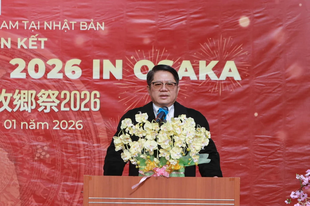 ong Ha-Tong-lanh-su.jpg