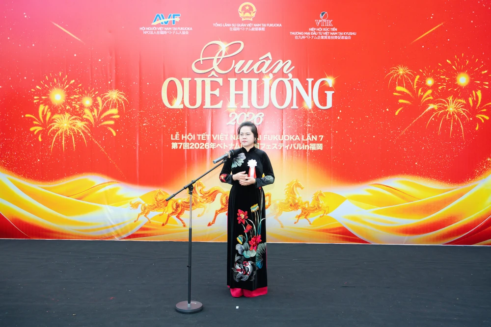 Tổng lãnh sự Vũ Chi Mai_nguoi-viet-Xuan-que-huong.jpg