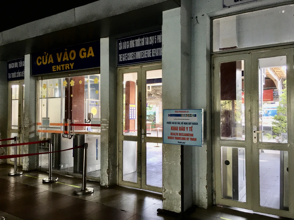 khai-bao-y-te-tai-ga-sai-gon