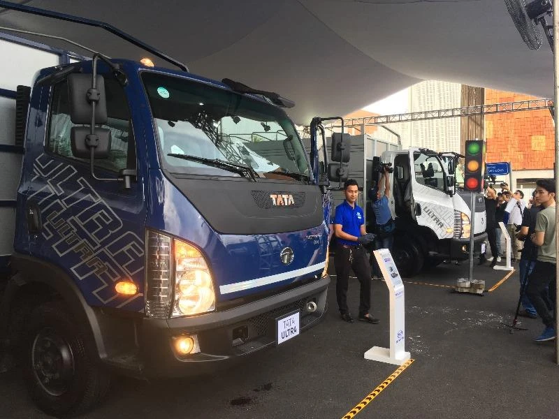 Nhà sản xuất ô tô không dám liều nhập khẩu quá nhiều linh kiện trong 1 năm. 