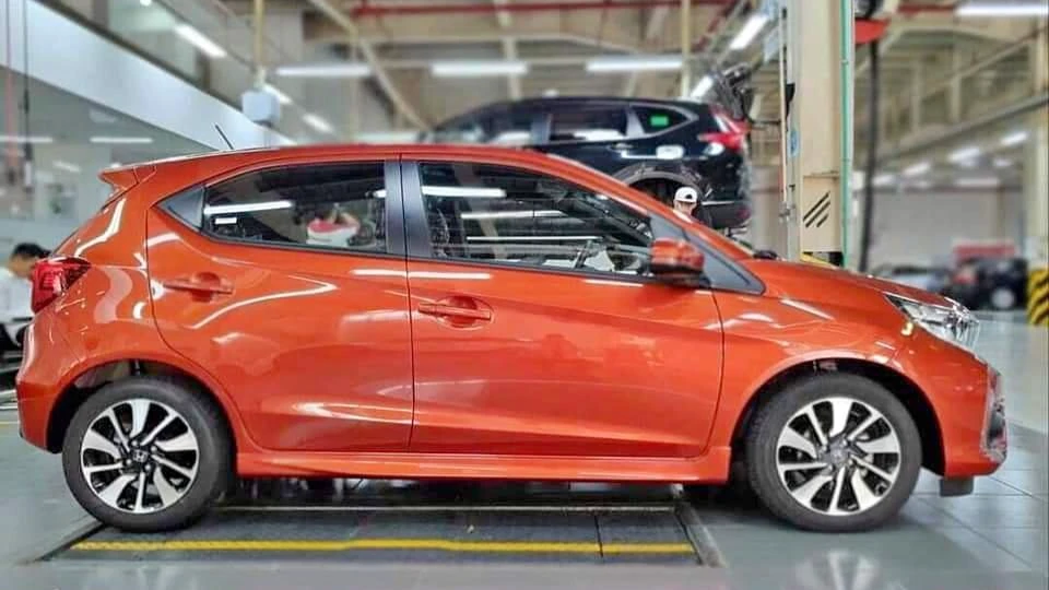 So với các mẫu xe cùng phân khúc thì Honda Brio không để lại nhiều ấn tượng cho người Việt.