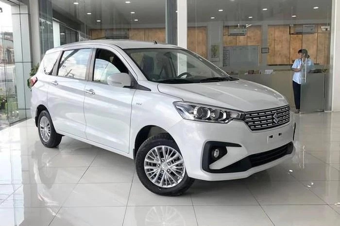 Suzuki Ertiga AT có mức tiêu hao nhiên liệu là 5,95 lít/100 km. Suzuki Ertiga AT có mức tiêu hao nhiên liệu là 5,95 lít/100 km.