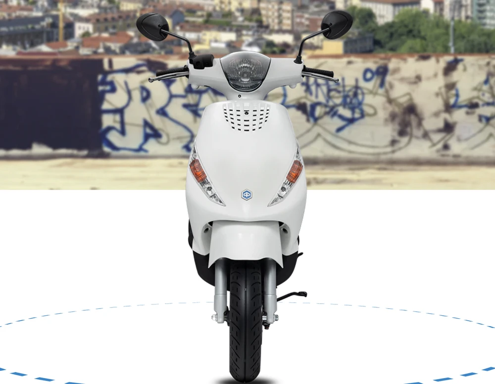 Kiểu dáng đẹp, nhưng Piagio Zip lại là mẫu xe ngốn xăng. Ảnh: Piagio Kiểu dáng đẹp, nhưng Piagio Zip lại là mẫu xe ngốn xăng. Ảnh: Piagio