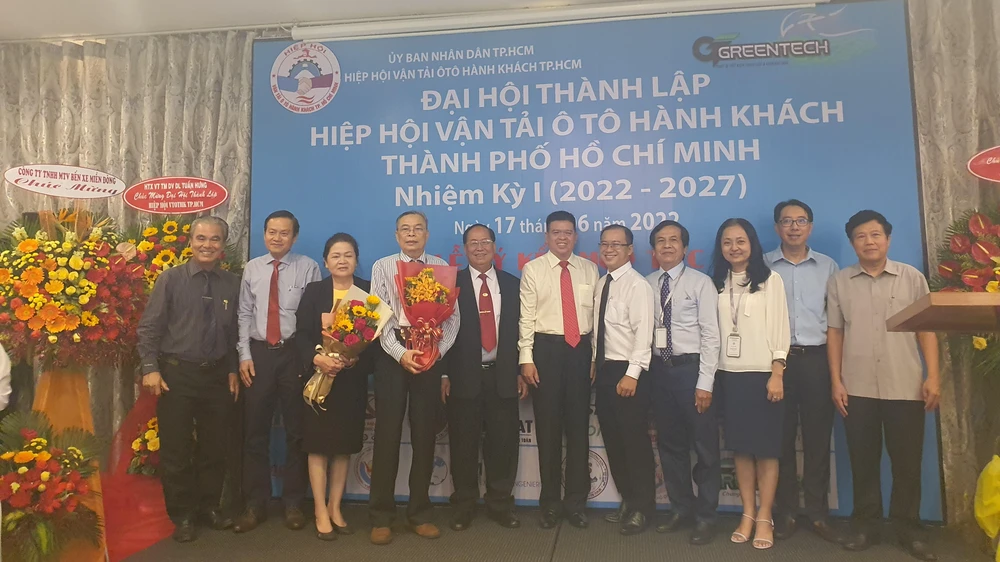 Đại hội thành lập hiệp hội vận tải ô tô TP.HCM đã chính thức bầu ra ban chấp hành và ban kiểm tra mới nhiệm kỳ 2022-2027. Ảnh: TN Đại hội thành lập hiệp hội vận tải ô tô TP.HCM đã chính thức bầu ra ban chấp hành và ban kiểm tra mới nhiệm kỳ 2022-2027. Ảnh: TN