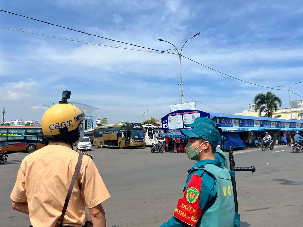 Đây là Chuyên đề kiểm tra nhằm hạn chế rủi ro tai nạn giao thông nguyên nhân do người điều khiển phương tiện. Ảnh: NGUYỄN YÊN